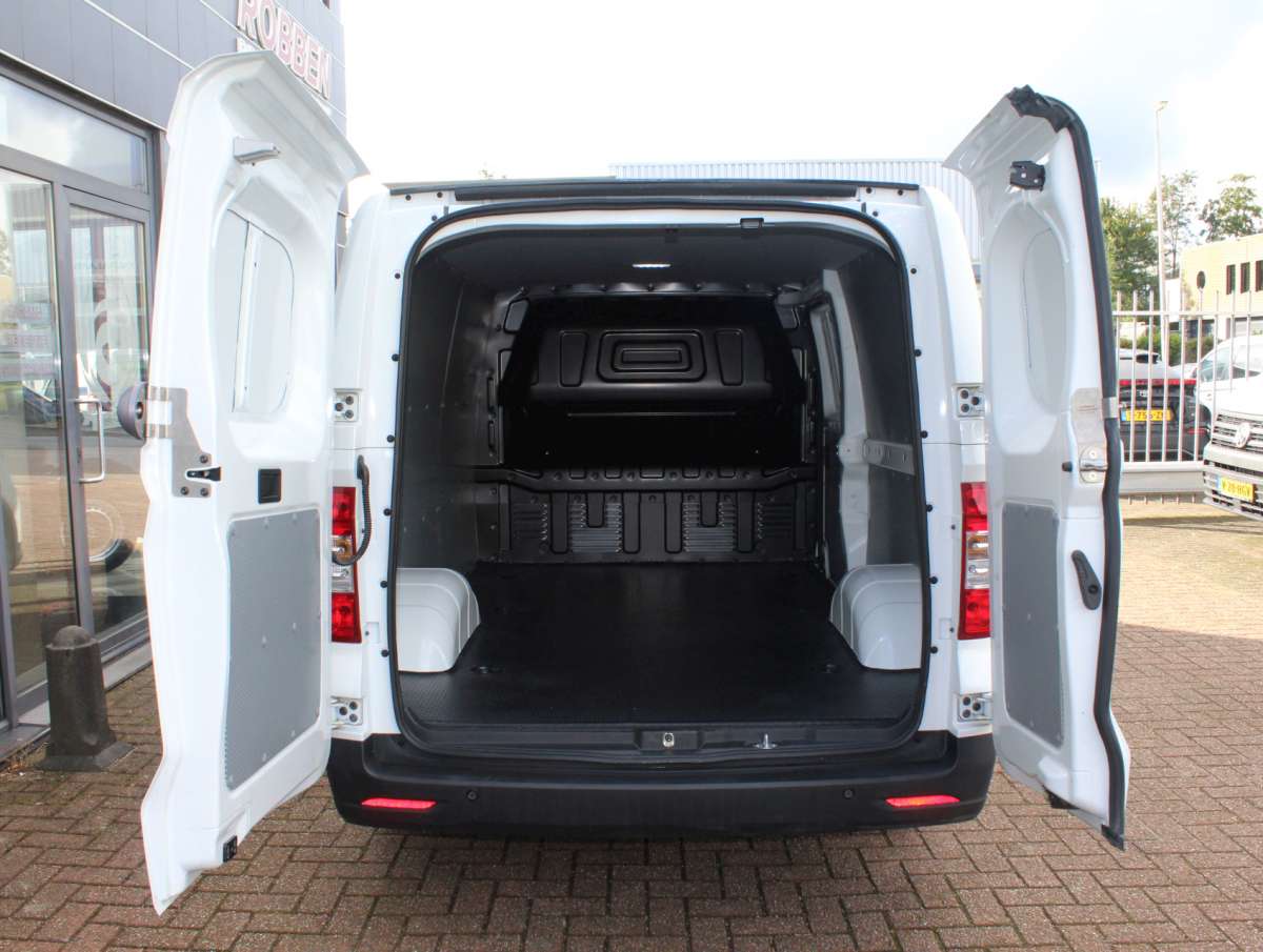 Maxus eDeliver 3 LWB 50 kWh L2H1 Elektrisch Airco/Cruise/Cam Nieuw