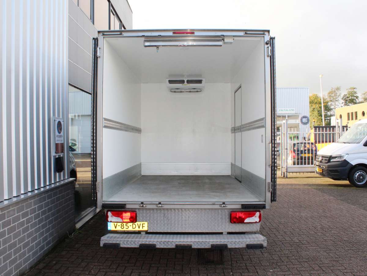 Mercedes-Benz Sprinter 315 1.9 CDI RWD Koelwagen Bakwagen met zijdeur/3 achterdeuren