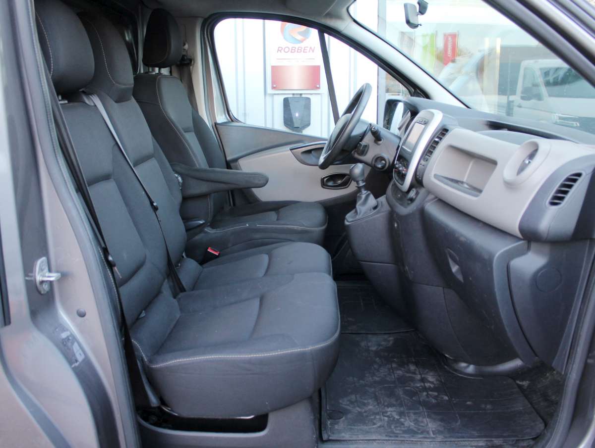 Renault Trafic 1.6 dCi T29 L2H1 Imperiaal/Trekhaak/Airco