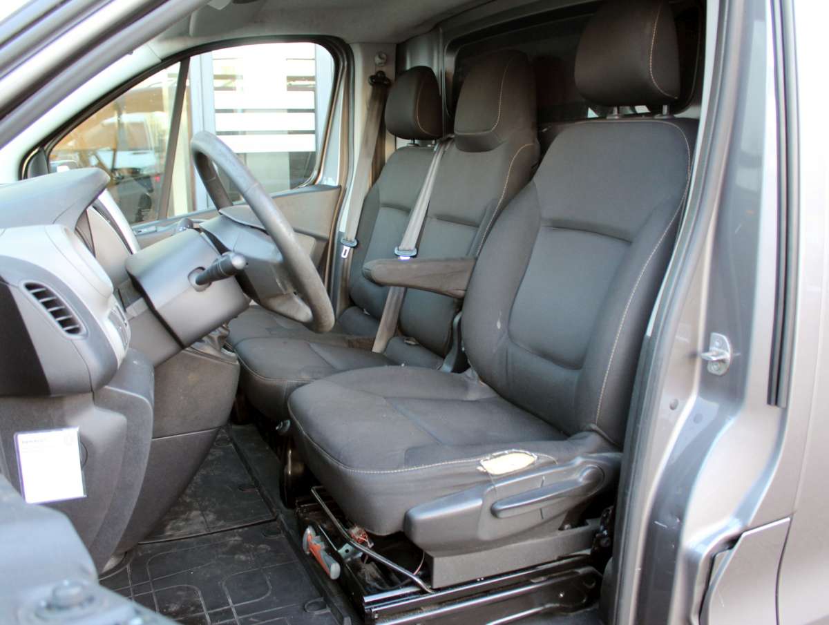 Renault Trafic 1.6 dCi T29 L2H1 Imperiaal/Trekhaak/Airco