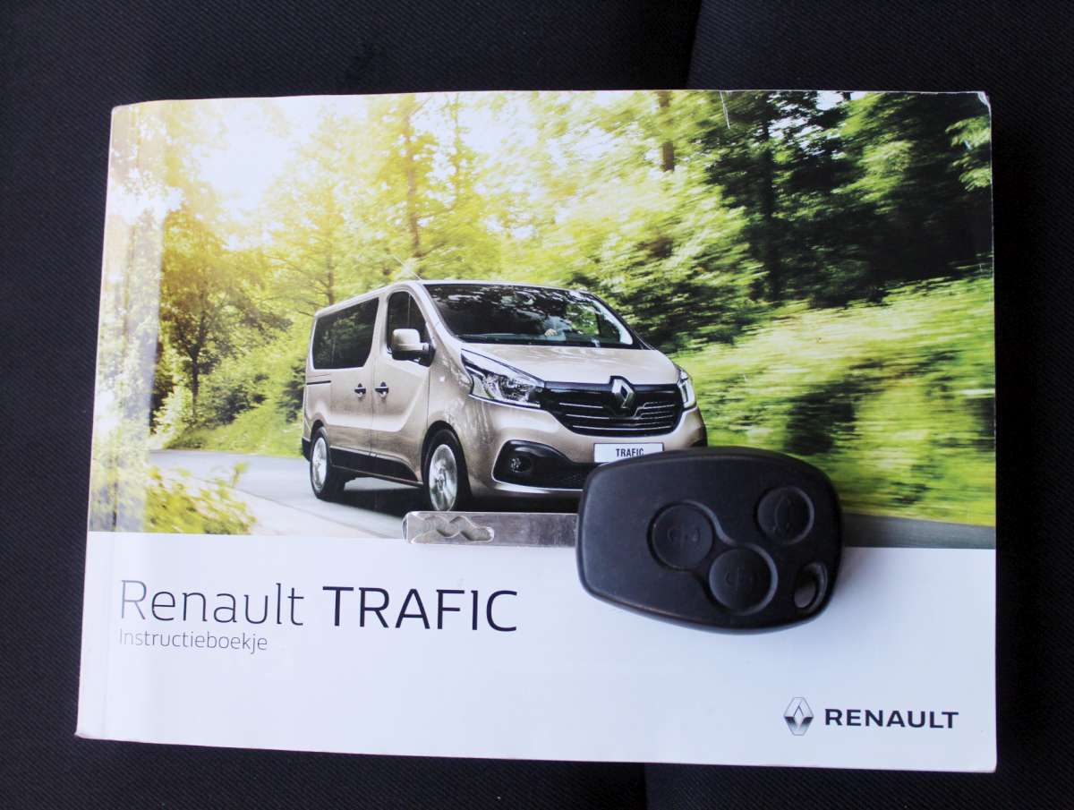 Renault Trafic 1.6 dCi T29 L2H1 Imperiaal/Trekhaak/Airco