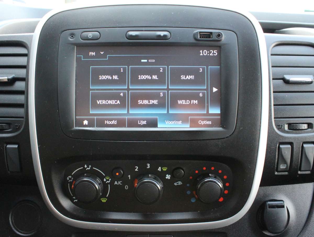 Renault Trafic 1.6 dCi T29 L2H1 Imperiaal/Trekhaak/Airco