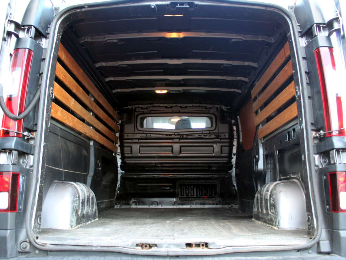 Renault Trafic 1.6 dCi T29 L2H1 Imperiaal/Trekhaak/Airco