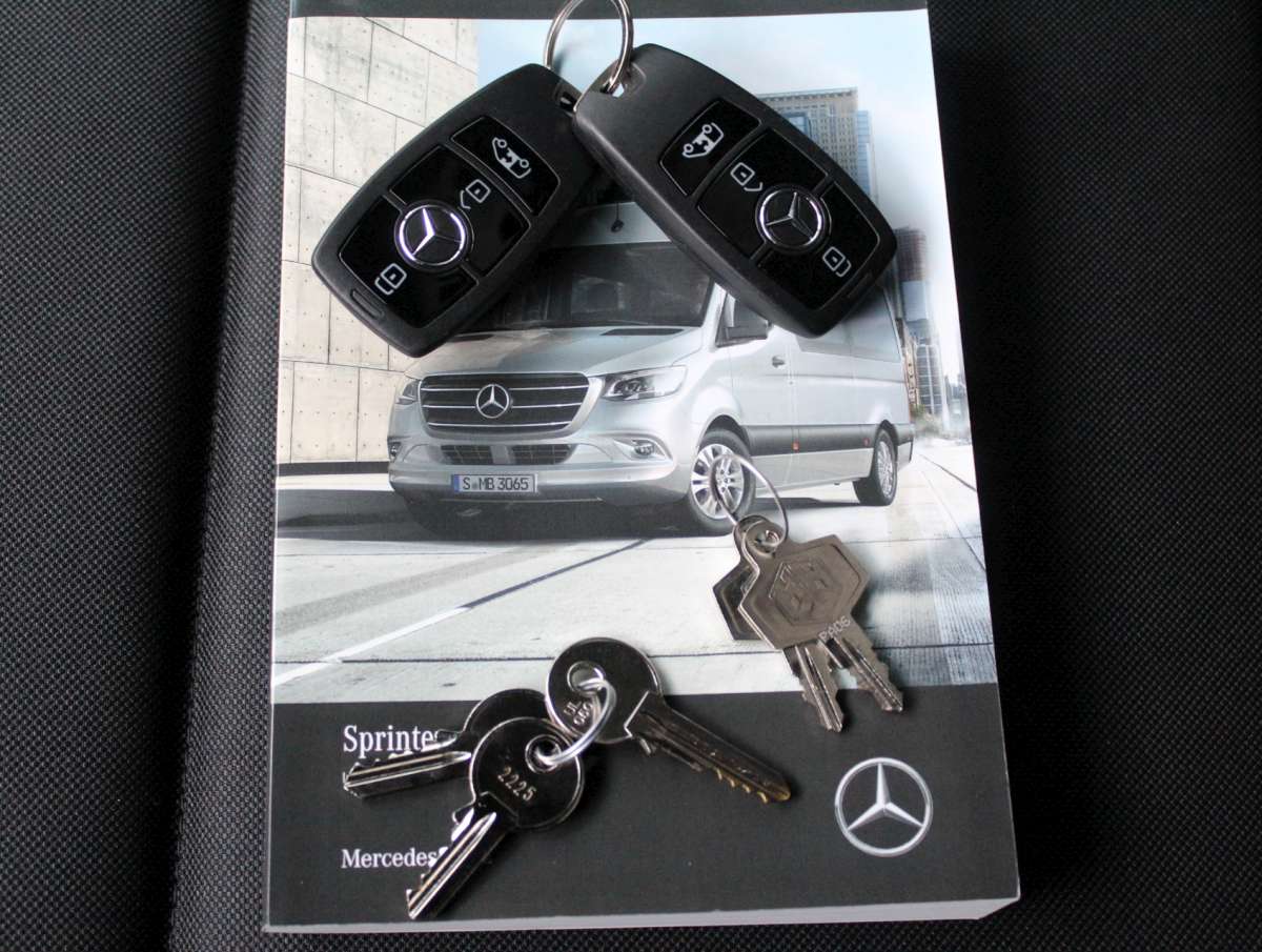 Mercedes-Benz Sprinter 417 1.9 CDI Bakwagen Automaat Dubbellucht