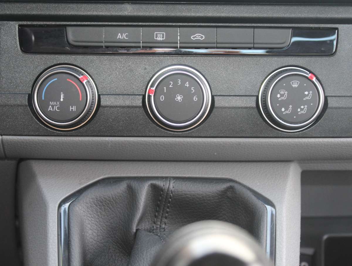 Volkswagen Transporter 6.1  2.0 TDI L2H1 30 Pick-up / Open Laadbak