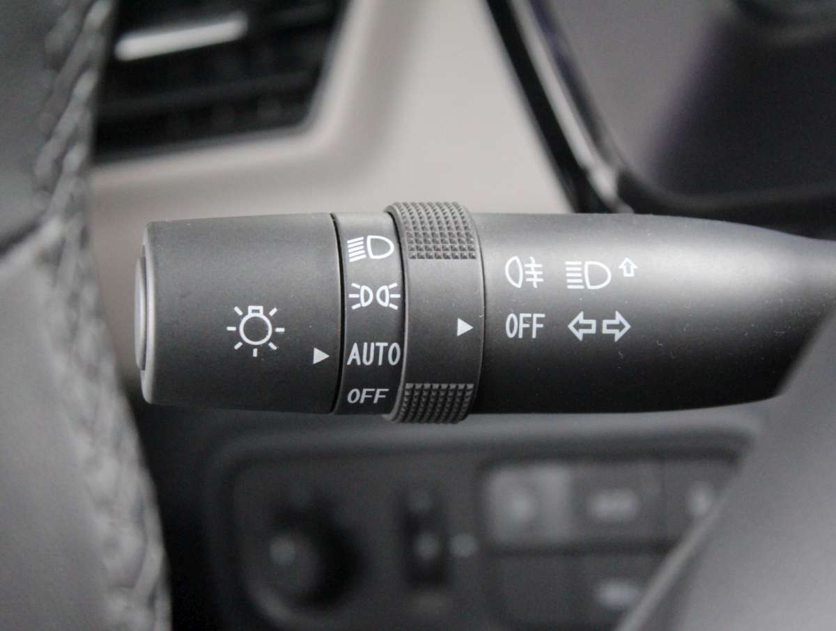 Maxus eDeliver 3 LWB 50 kWh Pick-Up / Open Laadbak Elektrisch Airco/Cruise/Cam Nieuw L2