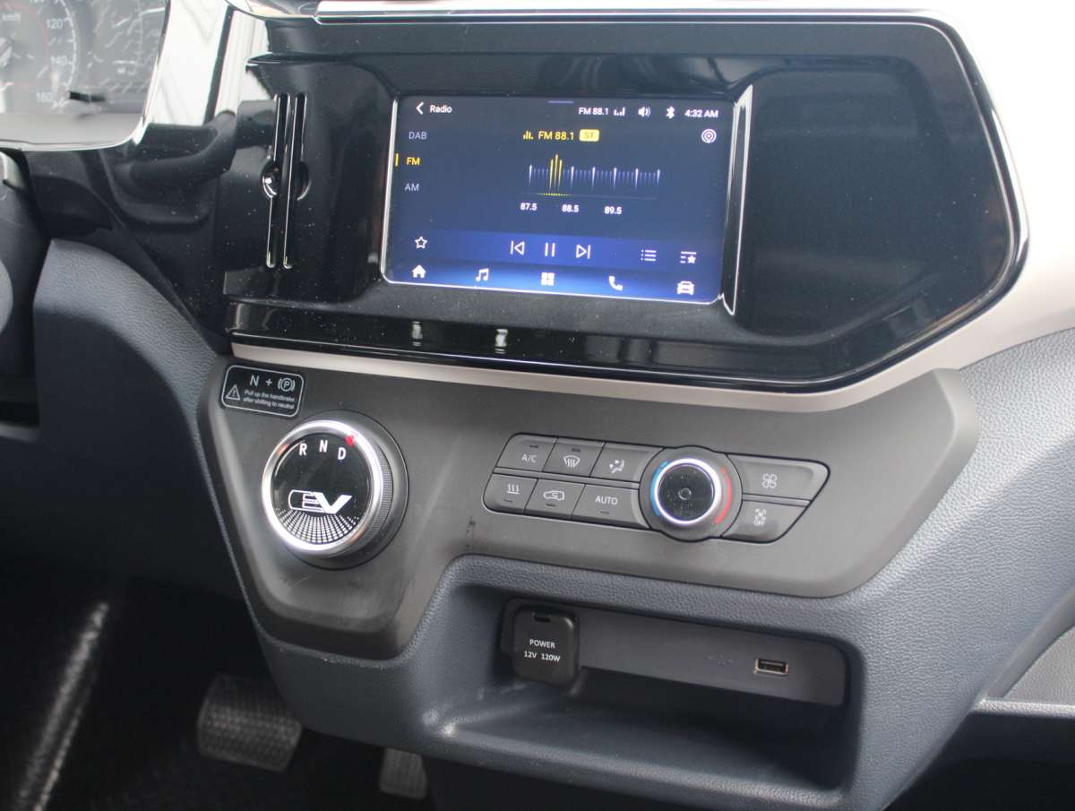 Maxus eDeliver 3 LWB 50 kWh Pick-Up / Open Laadbak Elektrisch Airco/Cruise/Cam Nieuw L2