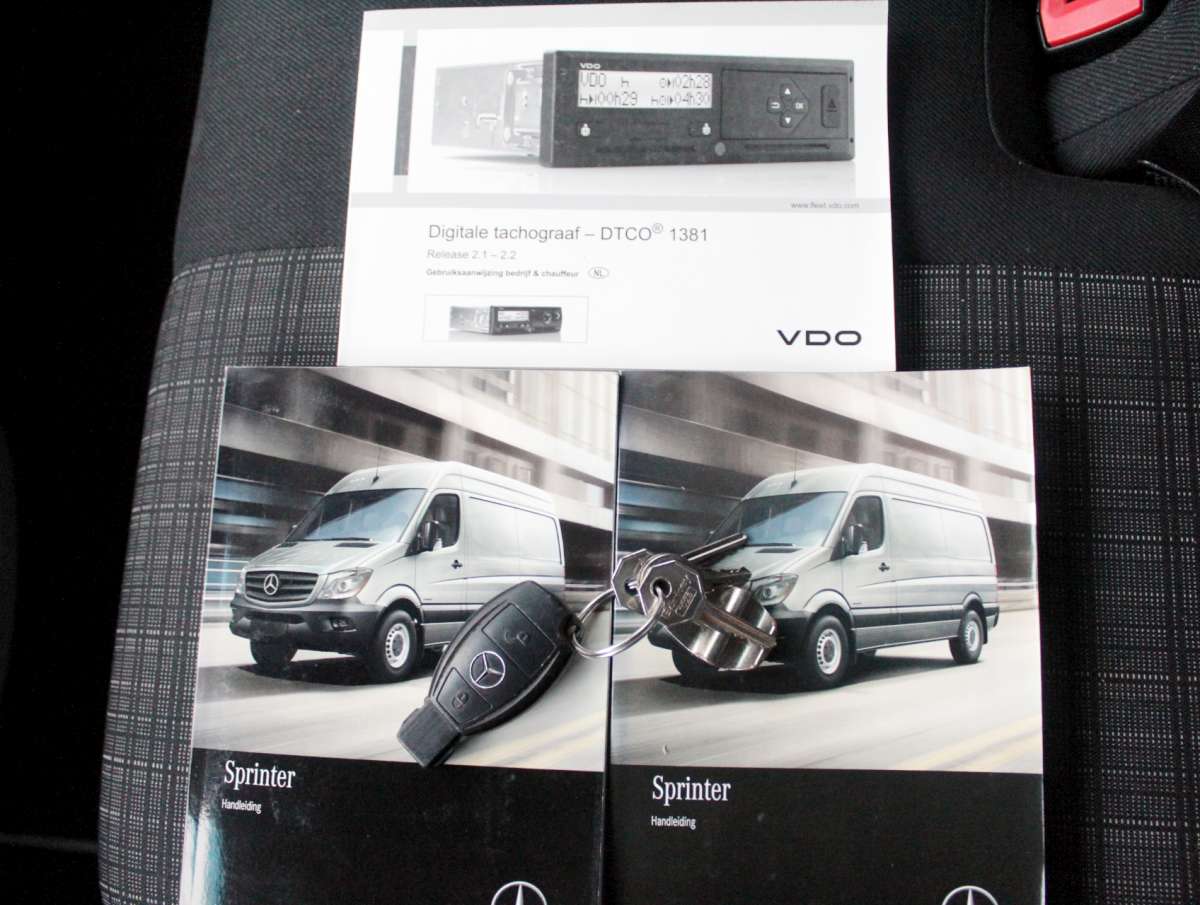 Mercedes-Benz Sprinter 519 3.0 CDI v6 Aut. Koelwagen Vrieswagen BE-Trekker Oplegger