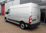Renault Master T35 2.3 dCi L2H2 Airco/Cruise/Nav/PDC