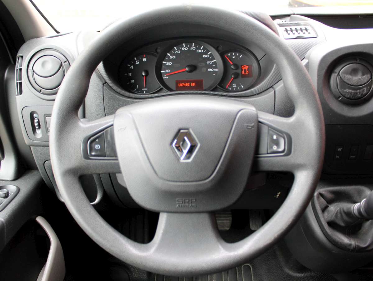 Renault Master T35 2.3 dCi L2H2 Airco/Cruise/Nav/PDC