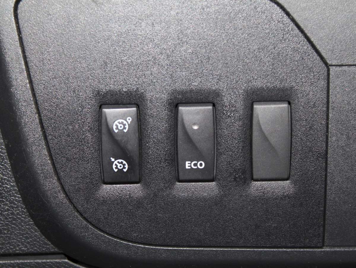 Renault Master T35 2.3 dCi L2H2 Airco/Cruise/Nav/PDC