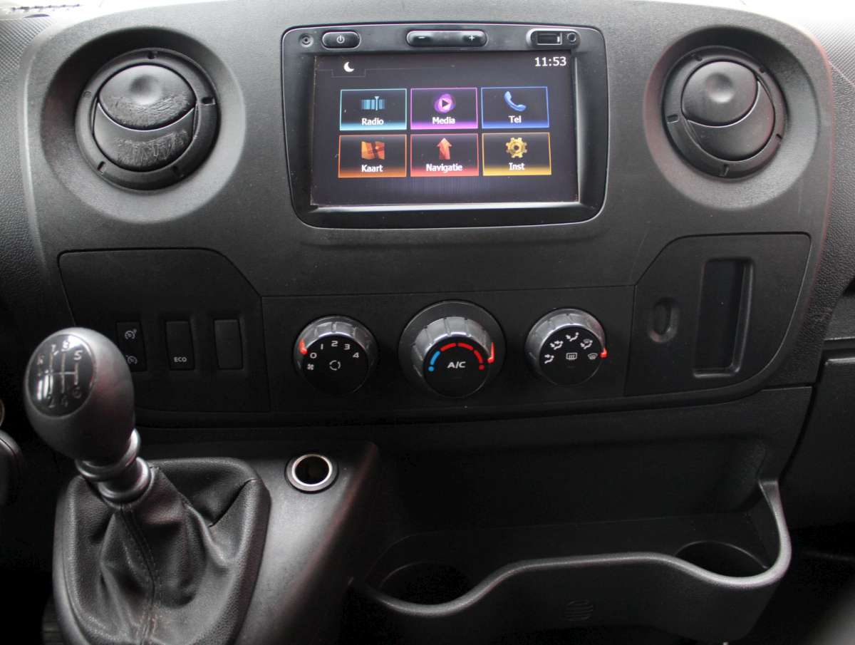 Renault Master T35 2.3 dCi L2H2 Airco/Cruise/Nav/PDC