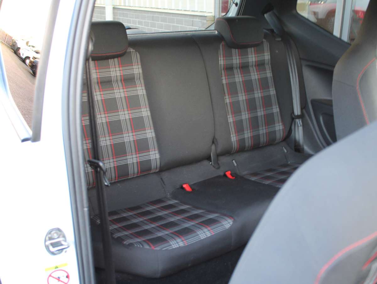 Volkswagen Up! 1.0 TSI GTI Airco/Cruise