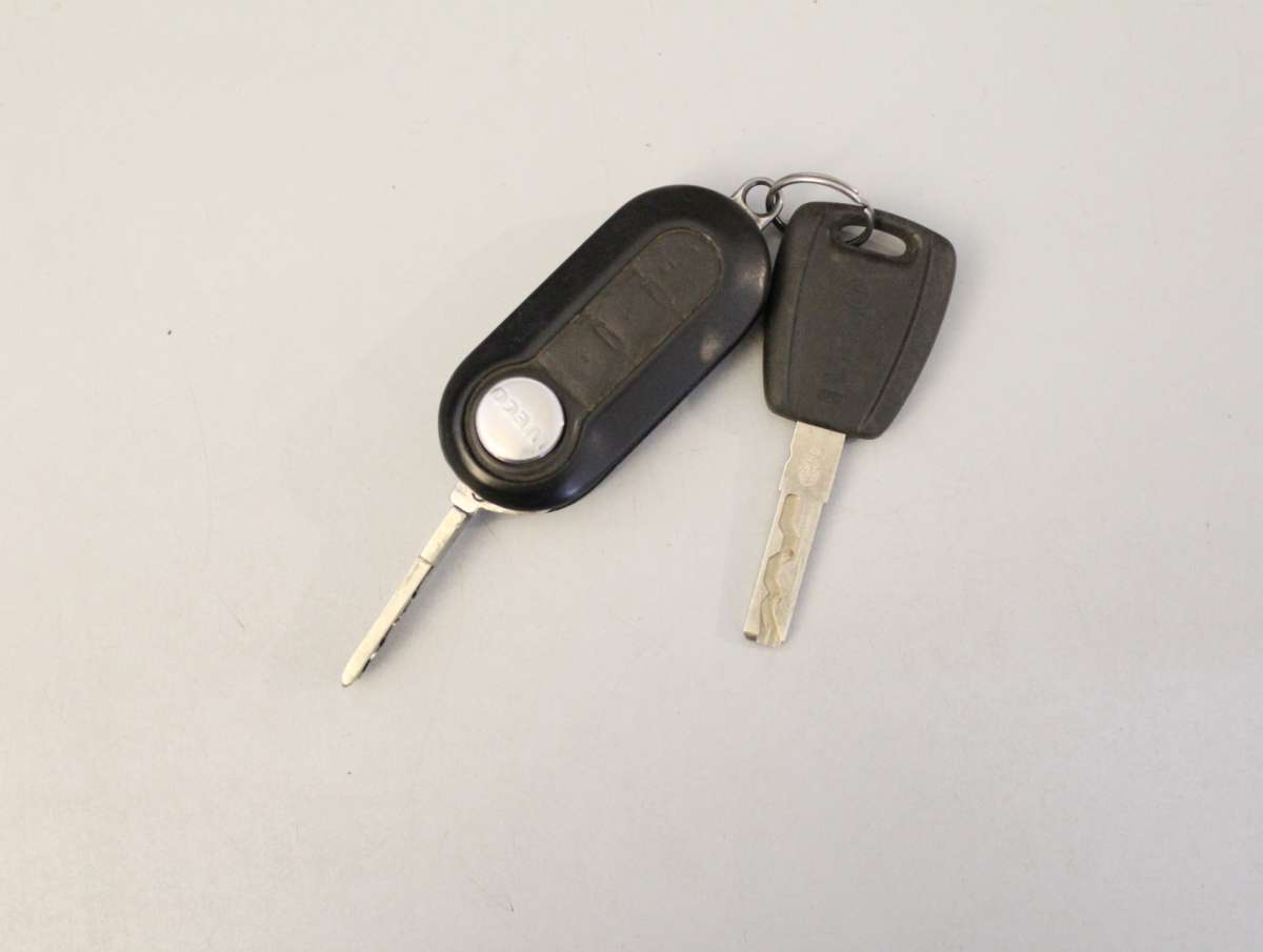 Iveco Daily 35S12D 2.3 345 Dub. Cabine Open Laadbak Kraan Airco/Cam/Cruise