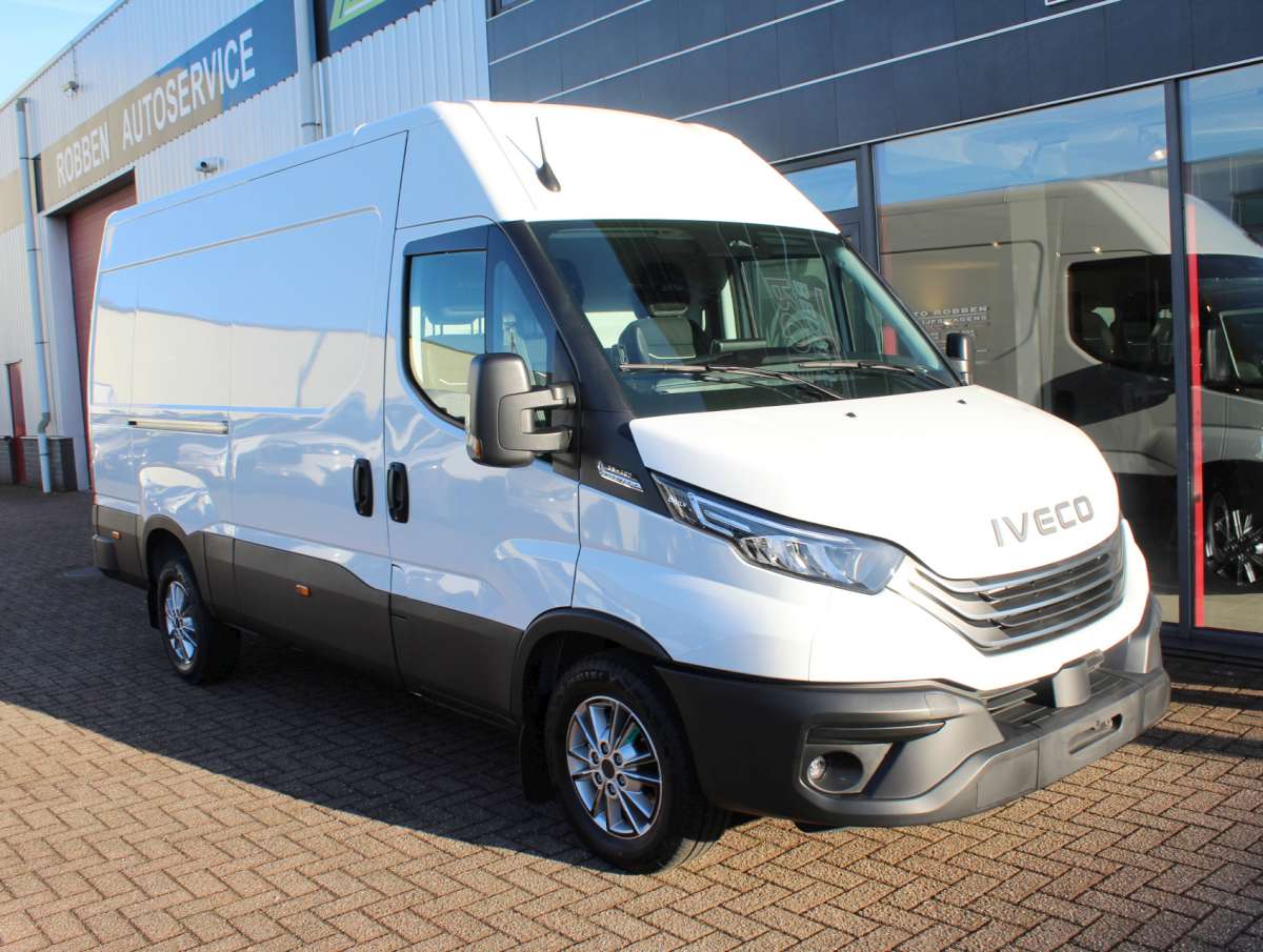 Iveco Daily 35S18HA8 V 3.0 352 H2 L Airco/Cruise/Cam/Nav Nieuw
