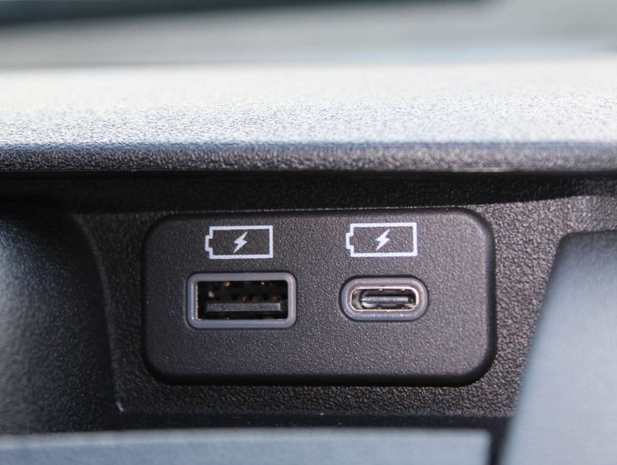 Iveco Daily 35S18HA8 V 3.0 352 H2 L Airco/Cruise/Cam/Nav Nieuw