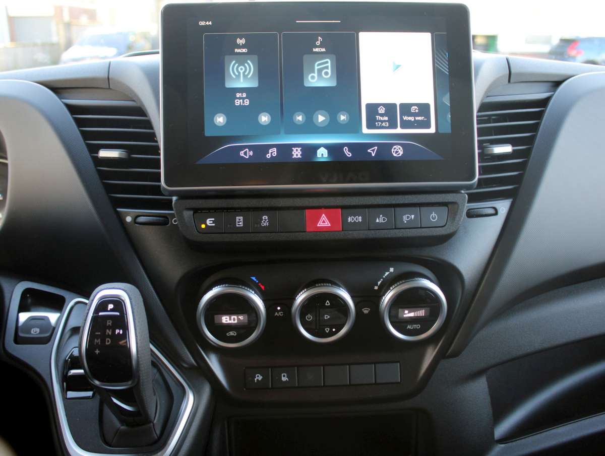 Iveco Daily 35S18V 3.0 352 H2 L Airco/Cruise/Cam/Nav Nieuw