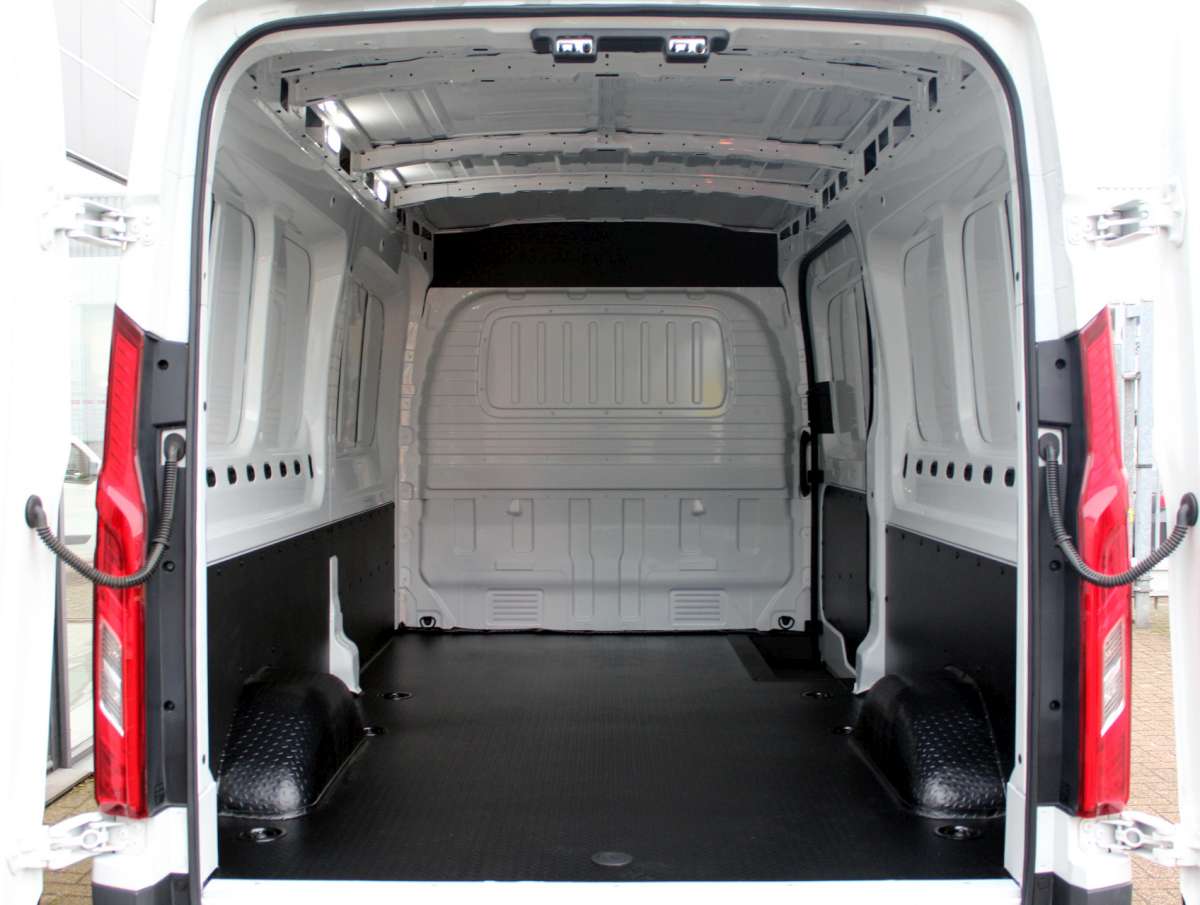 Maxus eDeliver 9 L3H2 89 kWh Elektrisch Aut. Airco/Cruise/Cam Nieuw