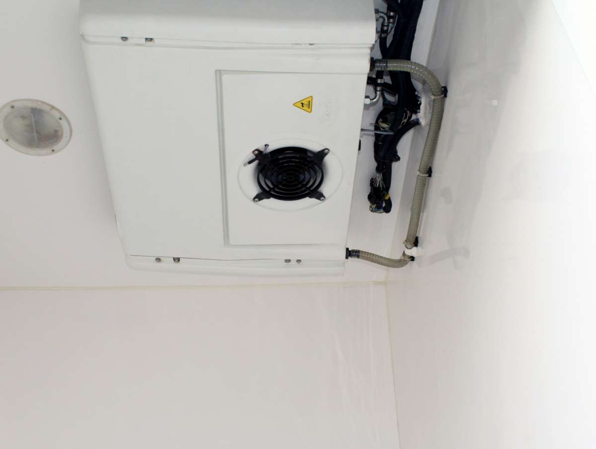 Mercedes-Benz Sprinter 319 3.0 CDI v6 Multitemp Koelwagen Vrieswagen Dag- Nachtkoeling