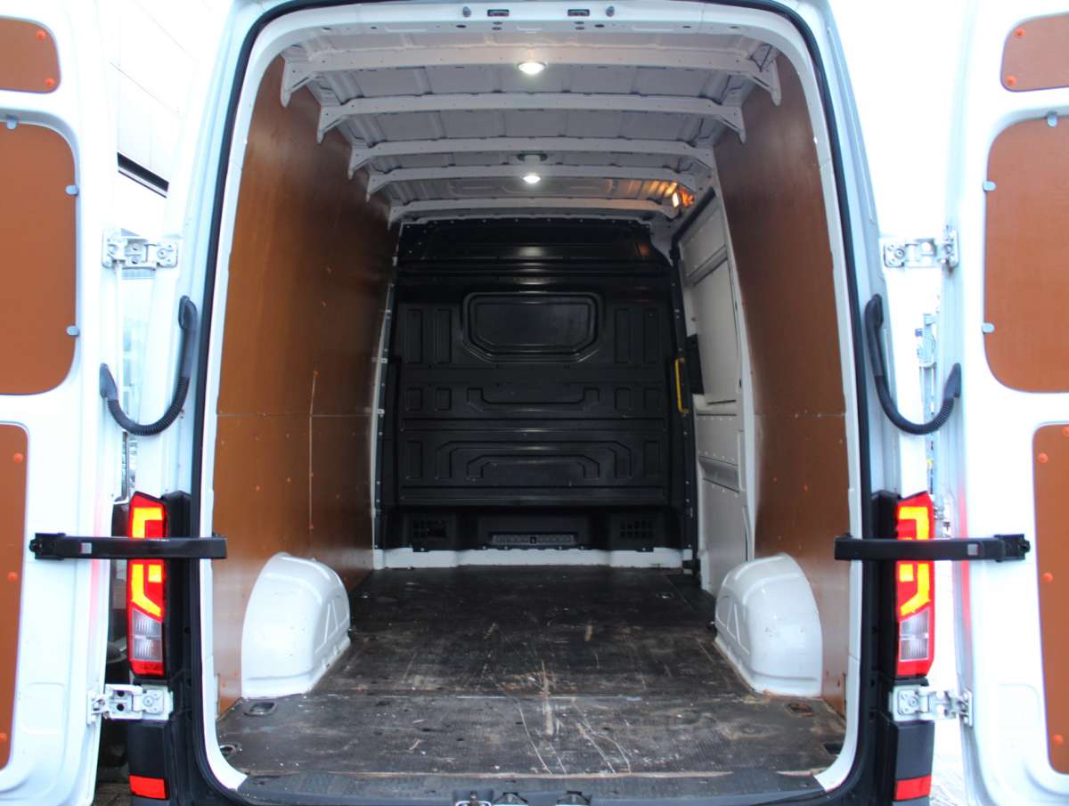 Volkswagen Crafter 35 2.0 TDI L3H2 Airco/Cruise/Cam/Nav