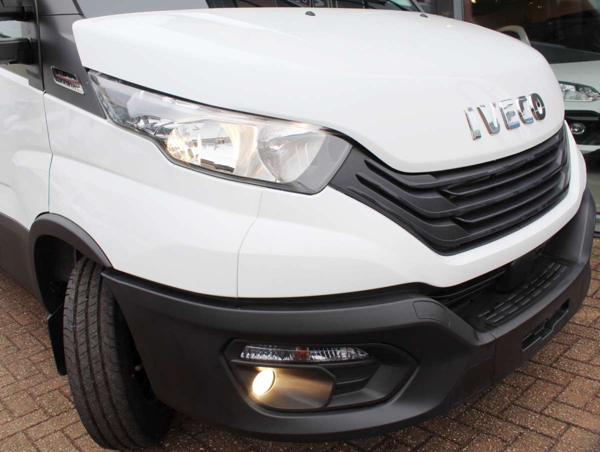 Iveco Daily 35C21 HA8 V 3.0 352 H2 L Aut. Dubbellucht/Trekh./Airco/Cruise Nieuw