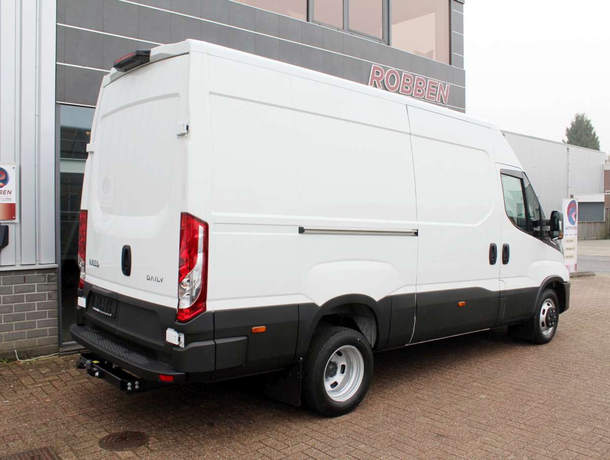 Iveco Daily 35C21 HA8 V 3.0 352 H2 L Aut. Dubbellucht/Trekh./Airco/Cruise Nieuw