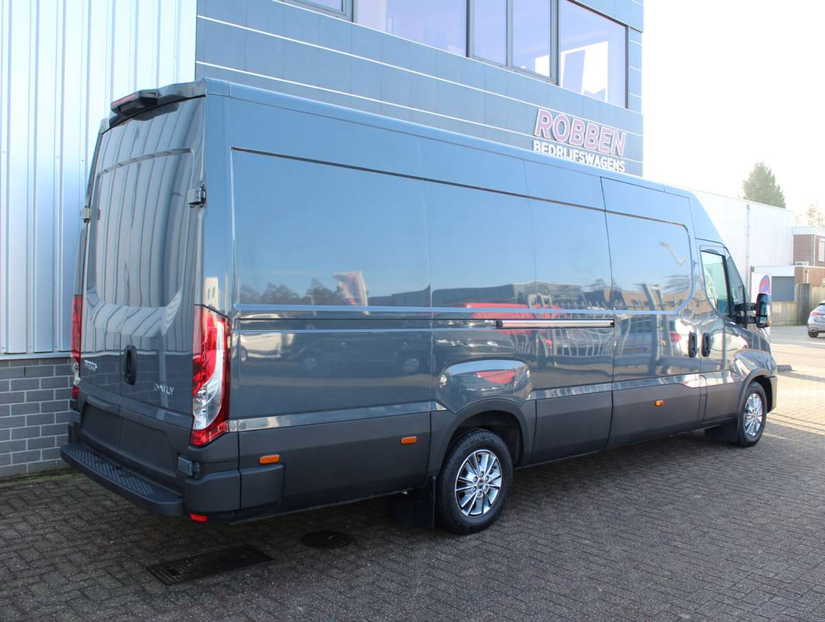 Iveco Daily 35S18 HA8 3.0 410 L4H2 Airco/Cruise/Cam Nieuw