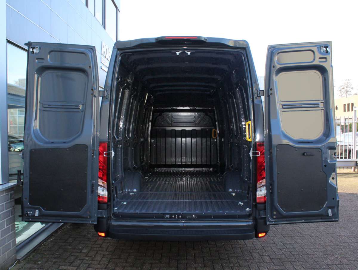 Iveco Daily 35S18 HA8 3.0 410 L4H2 Airco/Cruise/Cam Nieuw