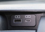 Iveco Daily 42C18 HA8 Bakwagen Aut. Dubbellucht Laadklep Cam/Cruise/Airco