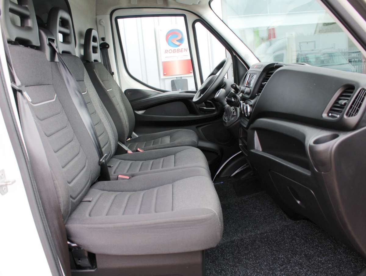 Iveco Daily 35S16V HA8 2.3 352L H2 Aut. Airco/Trekhaak/PDC