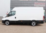 Iveco Daily 35S16V HA8 2.3 352L H2 Aut. Airco/Trekhaak/PDC