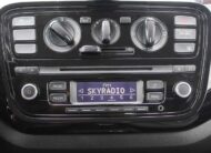 Volkswagen Up! 1.0 move up! BlueMotion Airco/Navigatie