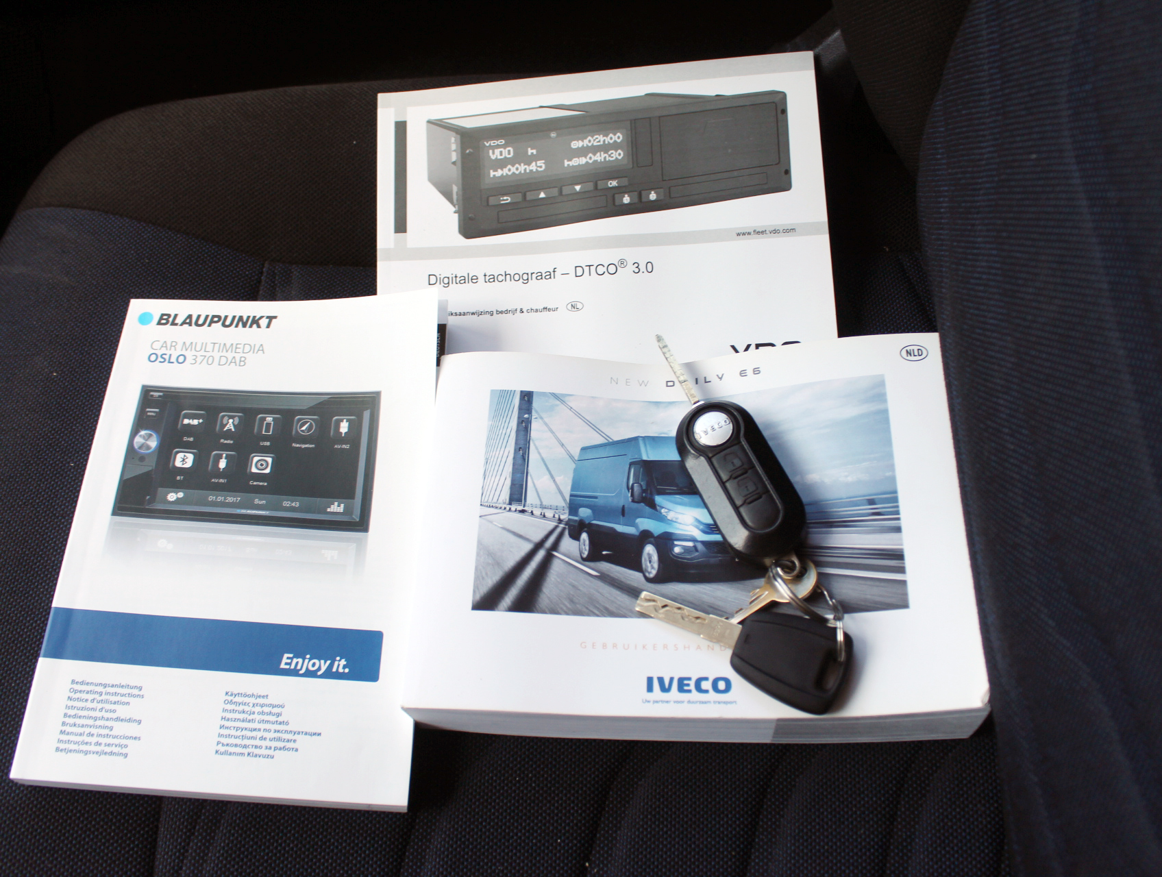 Iveco Daily 35C18 3.0 375 Open Laadbak Dubbellucht Trekhaak