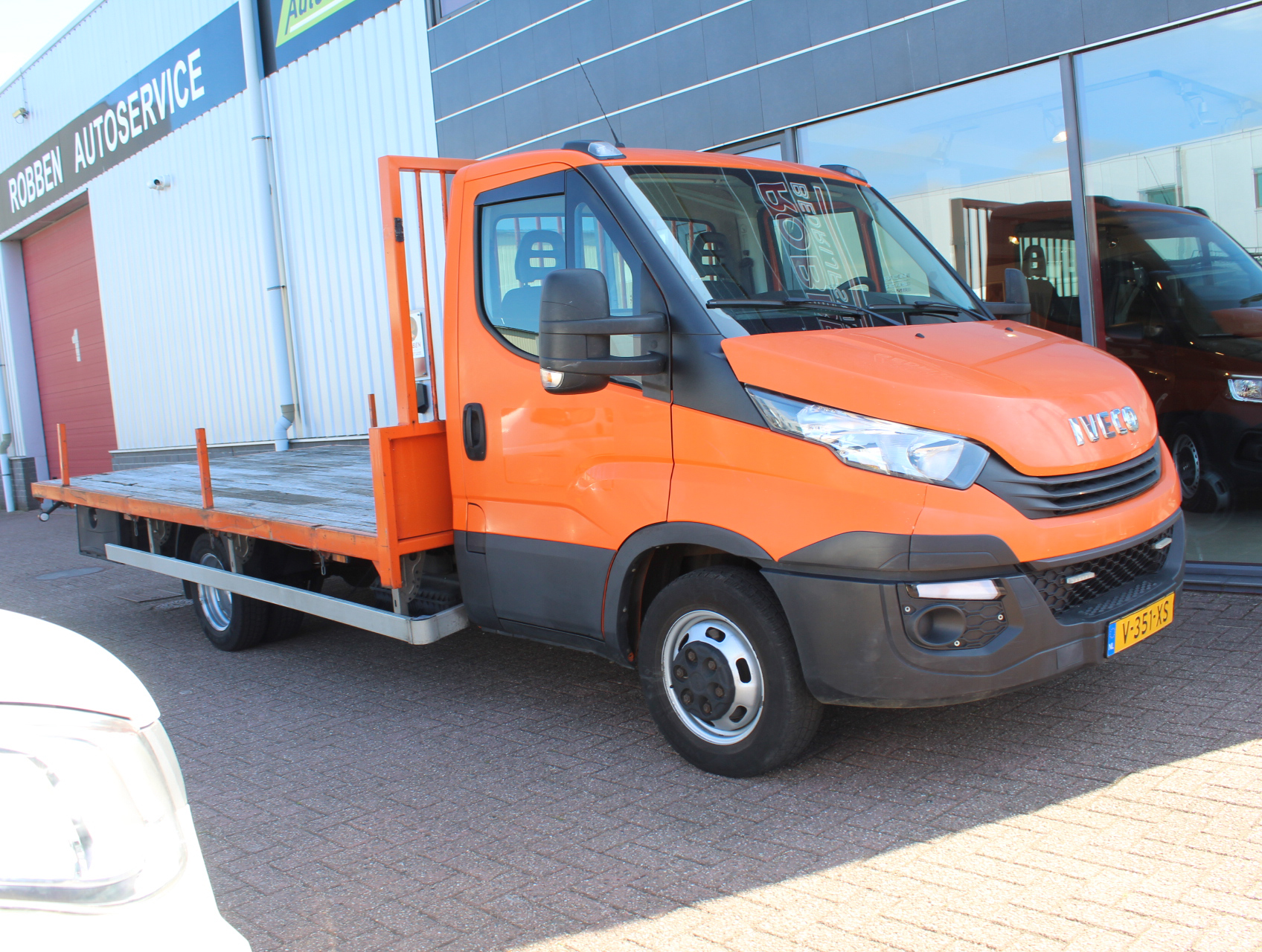 Iveco Daily 35C18 3.0 375 Open Laadbak Dubbellucht Trekhaak