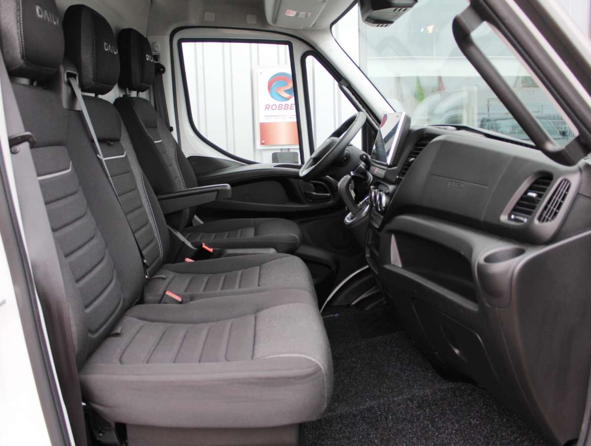 Iveco Daily 35S16 HA8 2.3 352L H2 Airco/Cruise/Nav/Cam Trekh.