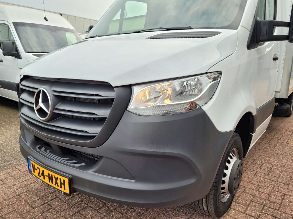 Mercedes-Benz Sprinter 415 1.9 CDI Bakwagen Laadklep Dubbellucht Airco
