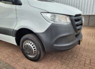 Mercedes-Benz Sprinter 415 1.9 CDI Bakwagen Laadklep Dubbellucht Airco