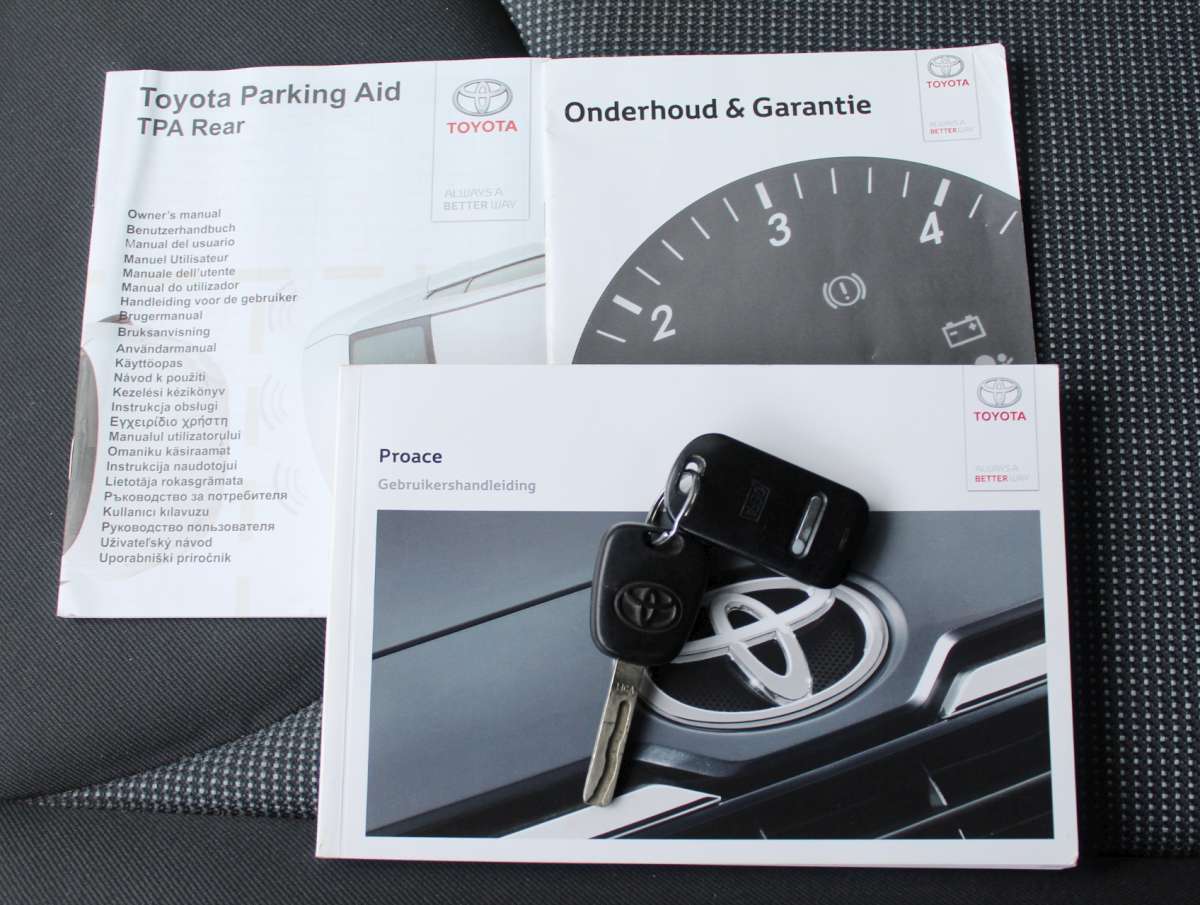 Toyota PROACE 2.0D L2H2 Airco/Cruise 2 Schuifdeuren