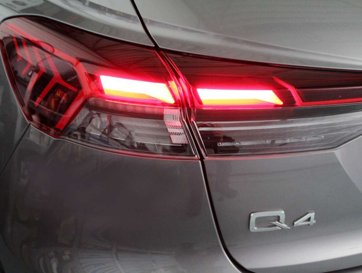Audi Q4 e-tron 45 Quattro S-Line Elektrisch Airco/Cam/Navi