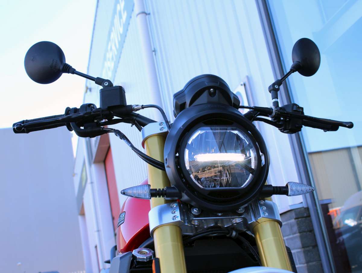 Fantic Caballero 700 Motorfiets