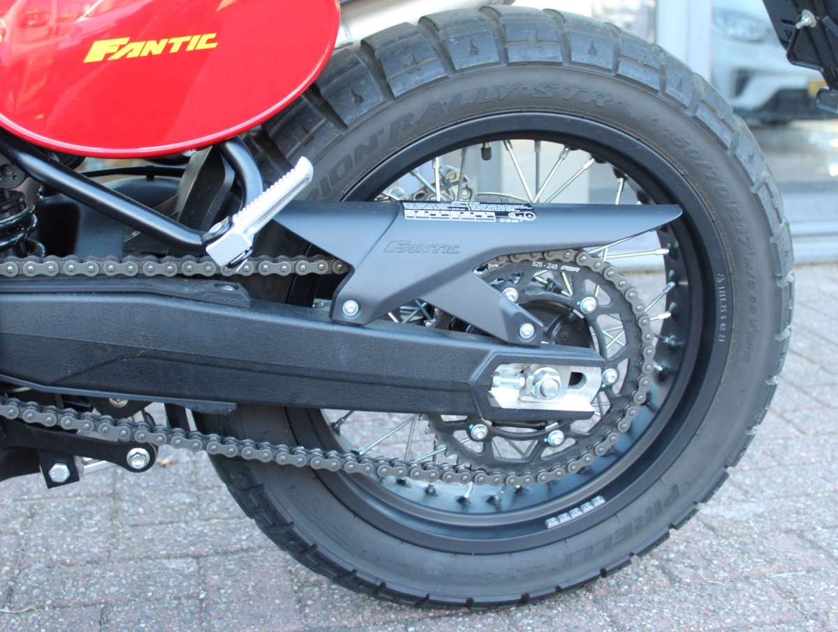 Fantic Caballero 700 Motorfiets
