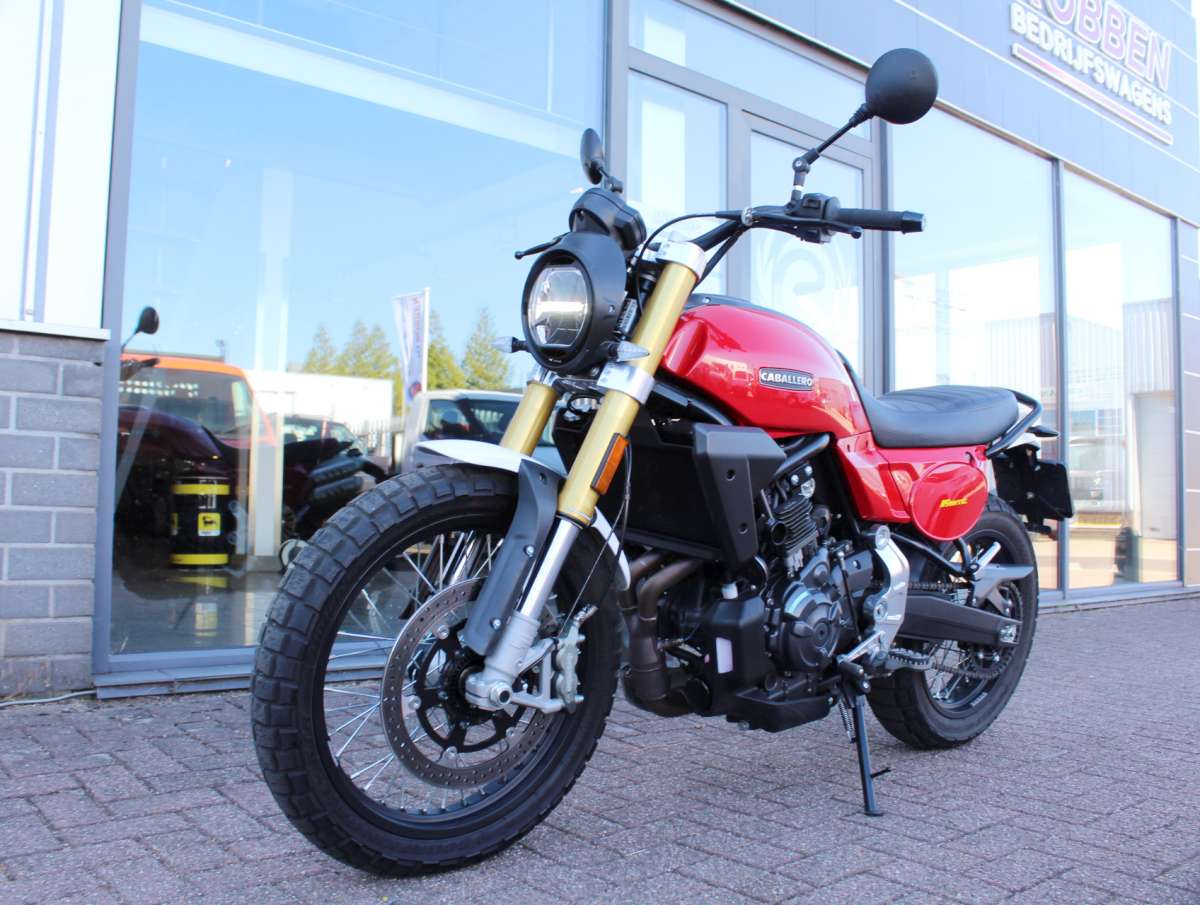 Fantic Caballero 700 Motorfiets