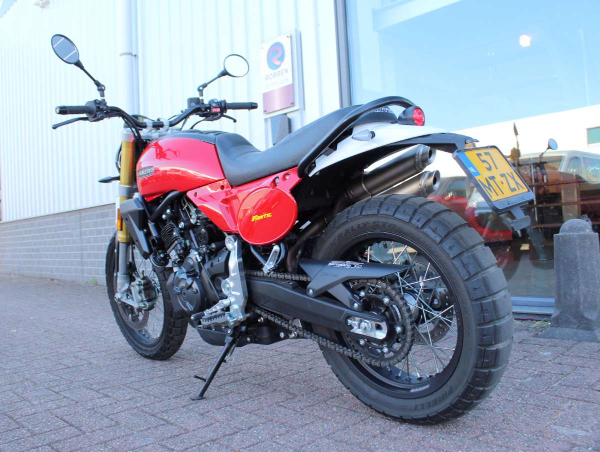 Fantic Caballero 700 Motorfiets