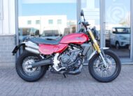 Fantic Caballero 700 Motorfiets