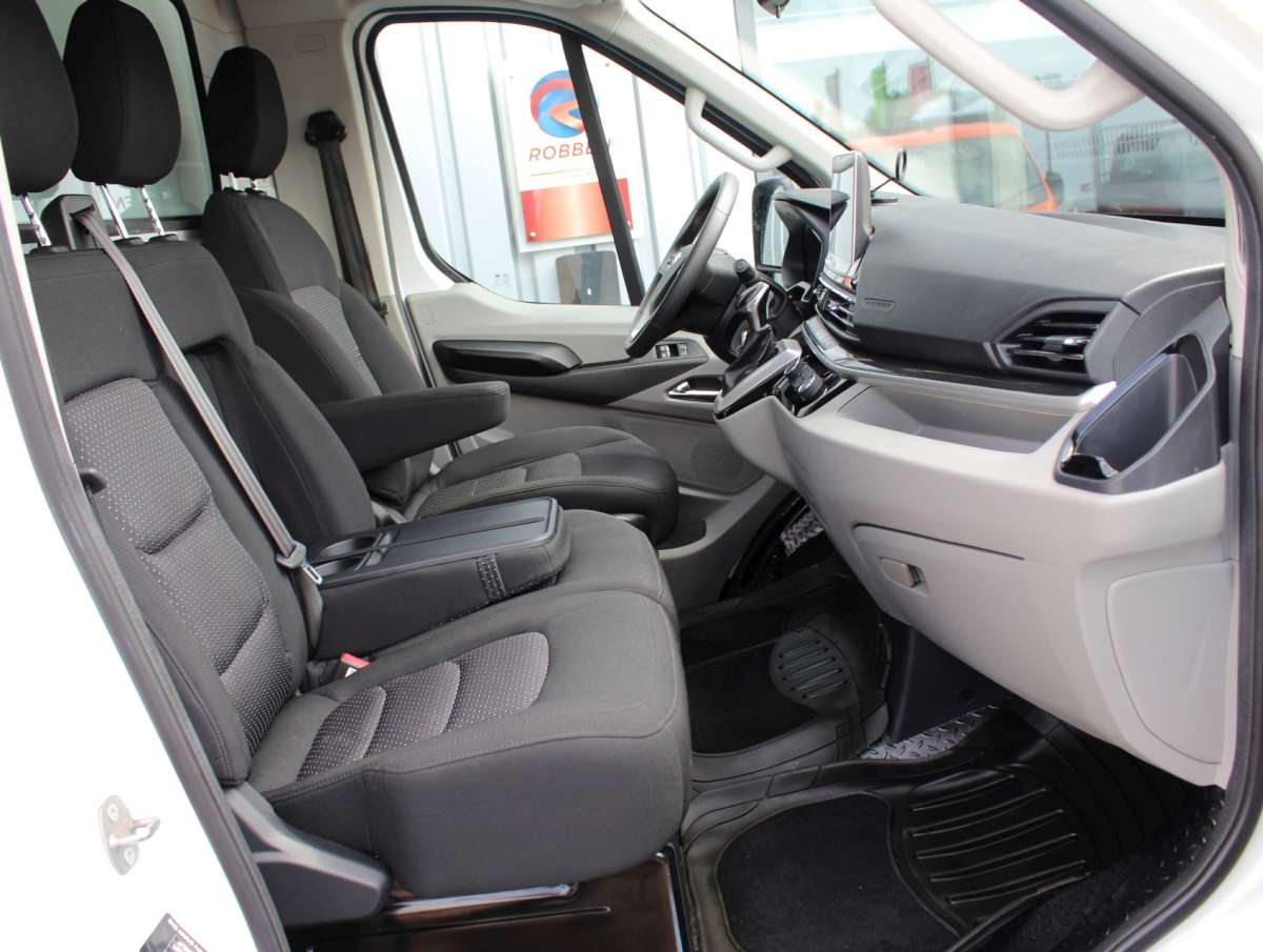 Maxus eDeliver 9 L3 65 kWh Elektrische Bakwagen Laadklep Airco/Cruise/Carplay