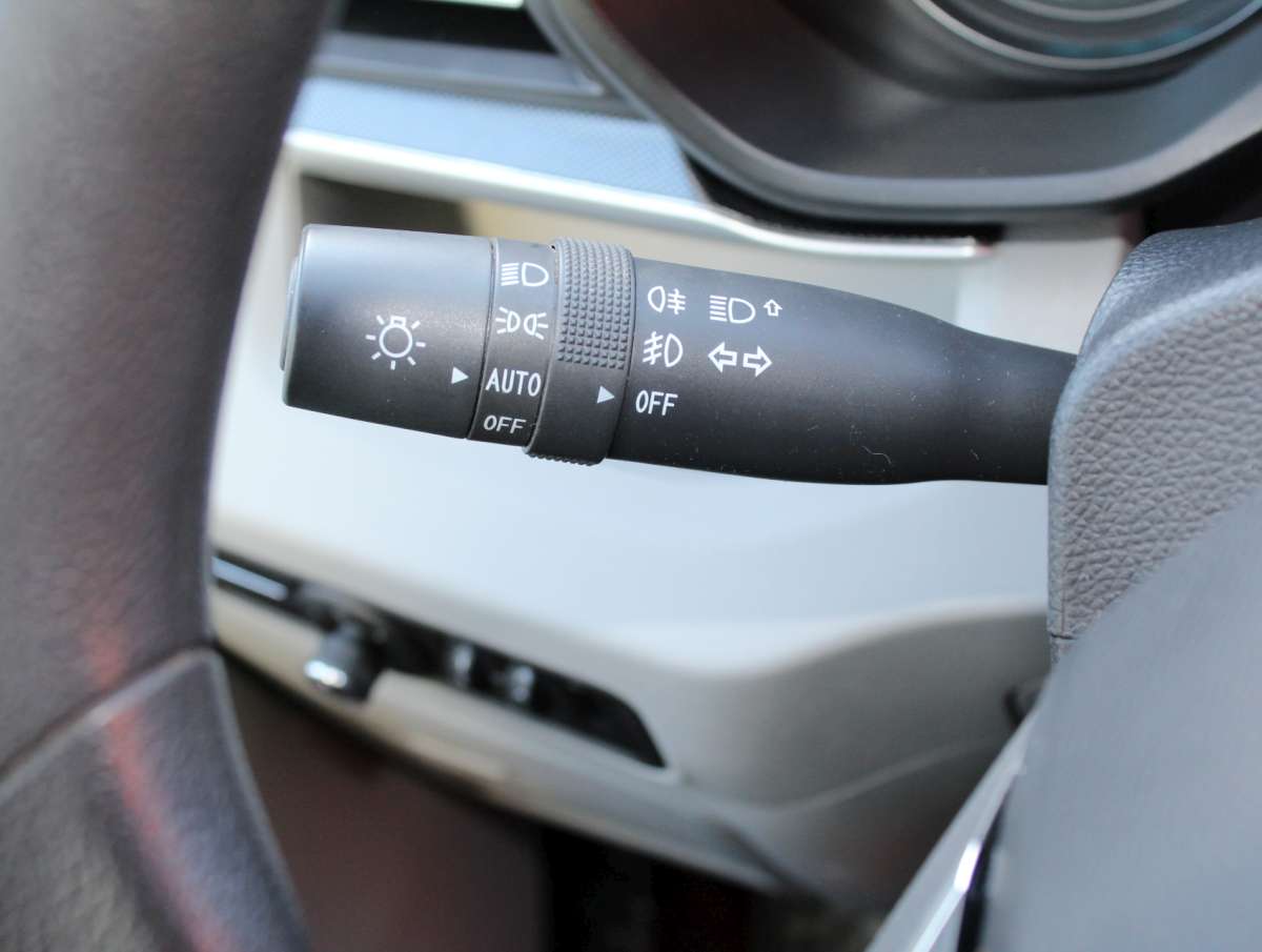 Maxus eDeliver 9 L3 65 kWh Elektrische Bakwagen Laadklep Airco/Cruise/Carplay