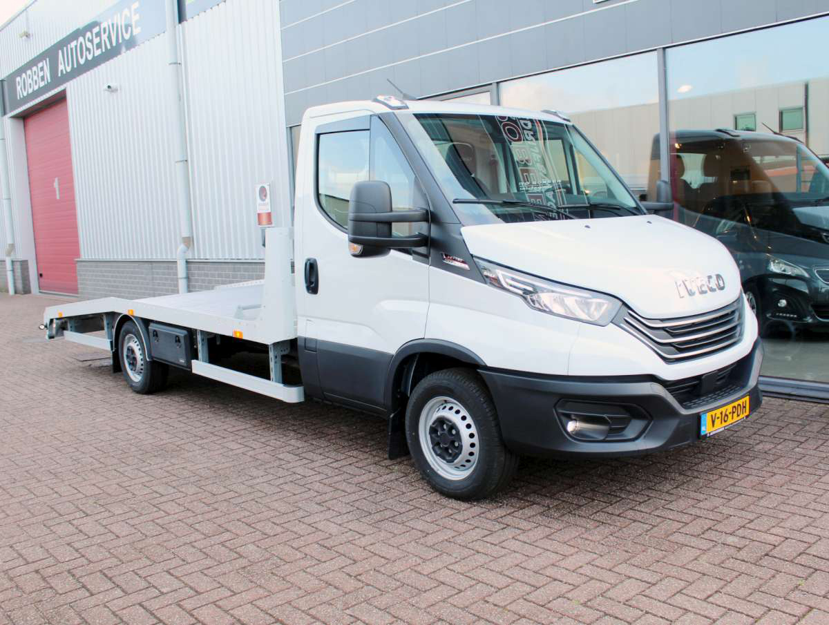 Iveco daily 35S18HA8 3.0 410 Oprijwagen / Autotransporter Aut. Trekh./Lier Nieuw