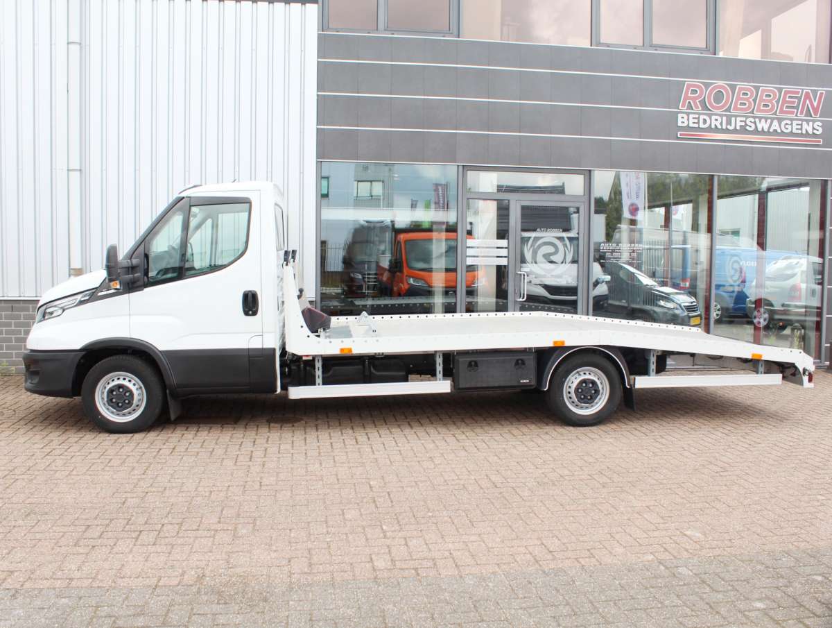 Iveco daily 35S18HA8 3.0 410 Oprijwagen / Autotransporter Aut. Trekh./Lier Nieuw