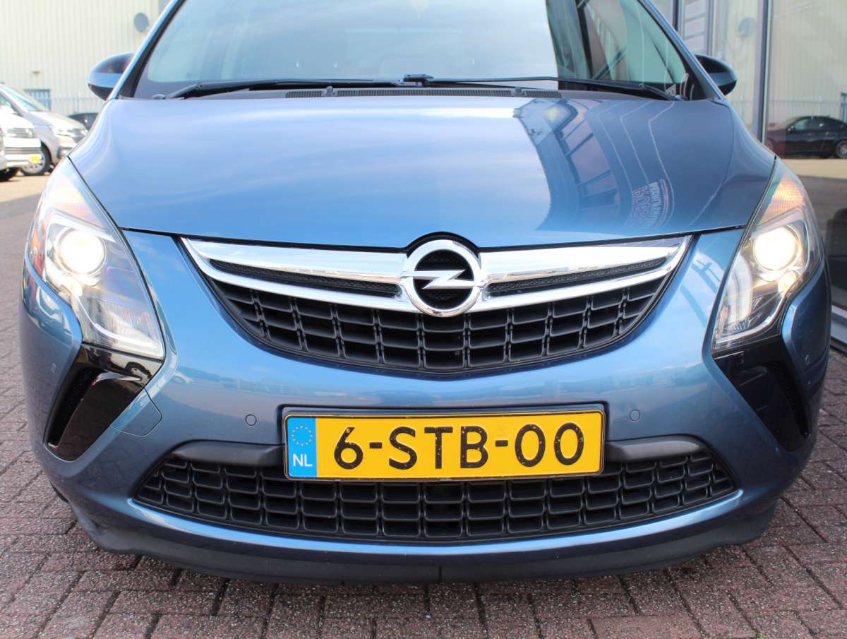 Opel Zafira Tourer 1.4 Edition 7 personen Airco/cruise/Nav