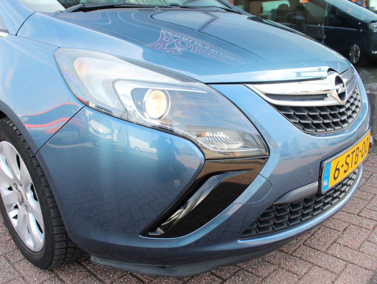 Opel Zafira Tourer 1.4 Edition 7 personen Airco/cruise/Nav